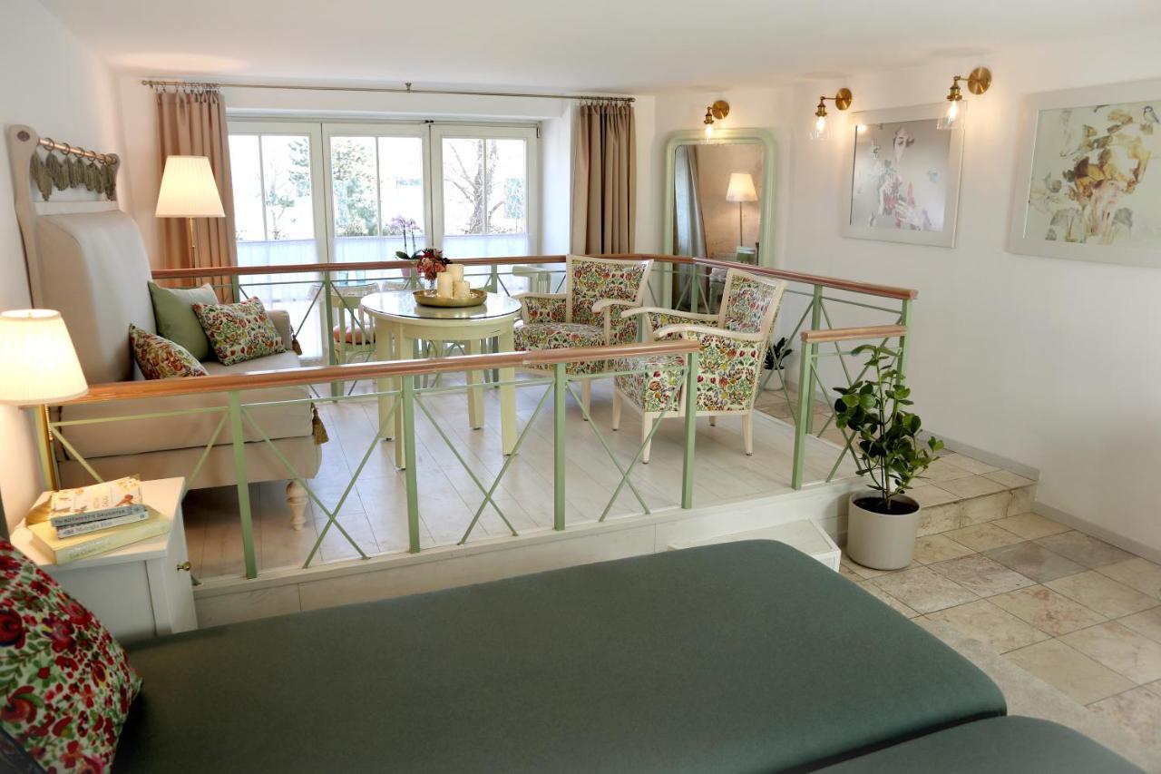 Marvelosa Apartment - Central By The Chain Bridge Budapest Exteriör bild