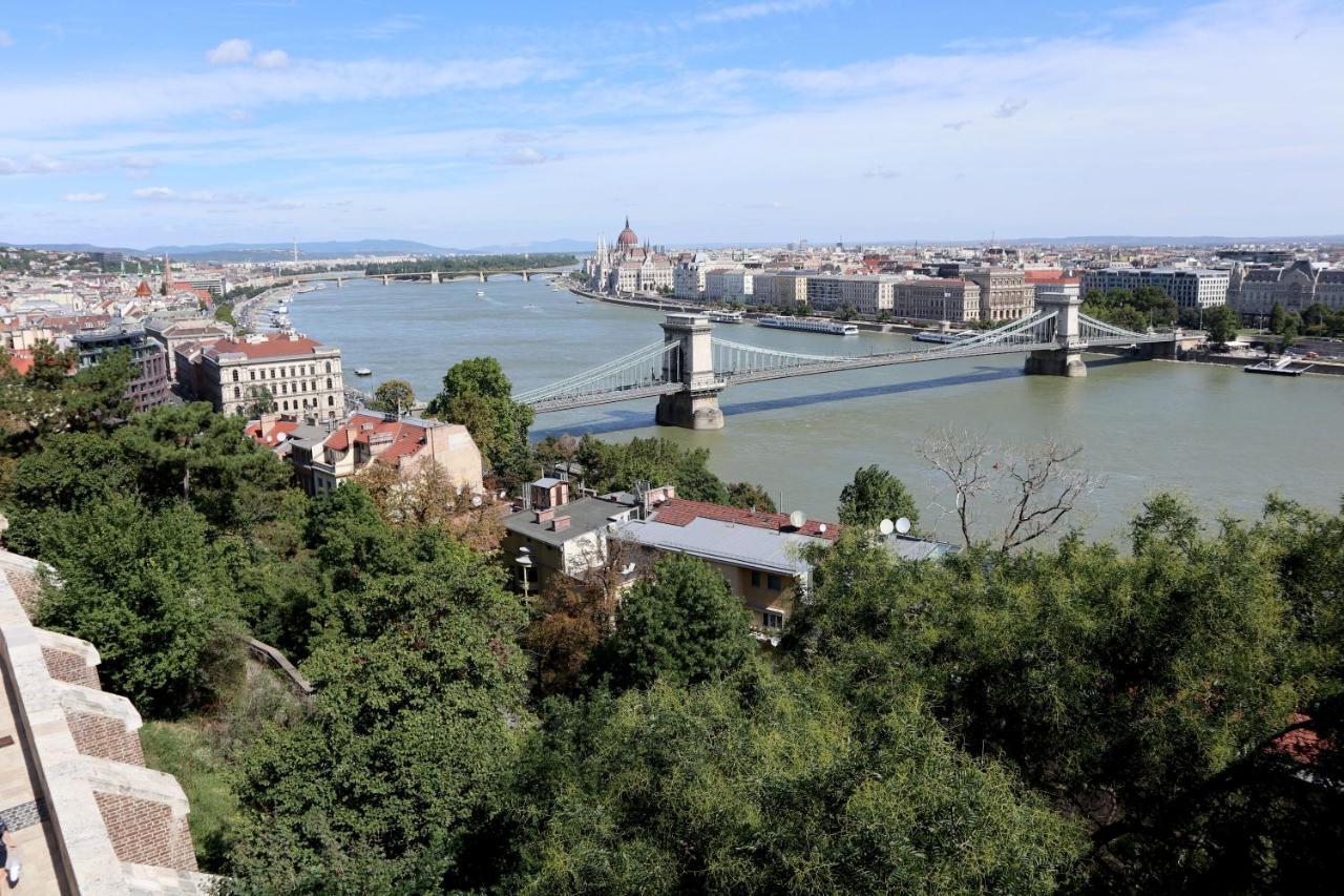 Marvelosa Apartment - Central By The Chain Bridge Budapest Exteriör bild