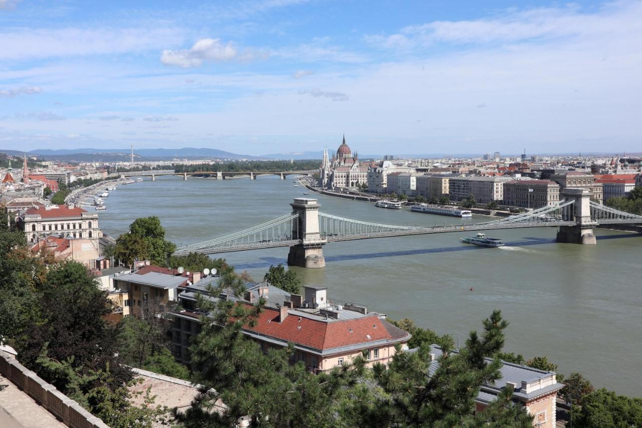 Marvelosa Apartment - Central By The Chain Bridge Budapest Exteriör bild