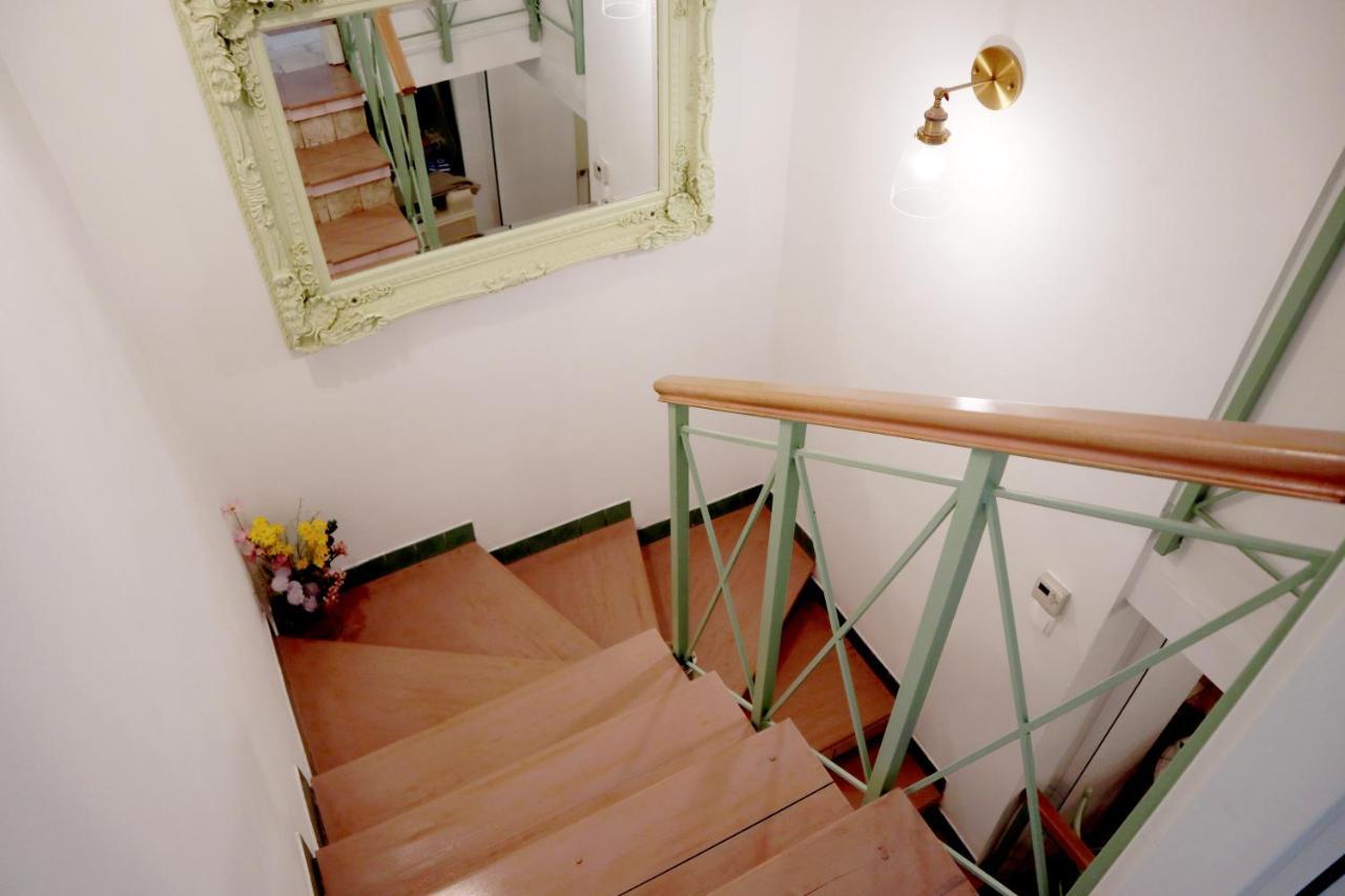 Marvelosa Apartment - Central By The Chain Bridge Budapest Exteriör bild