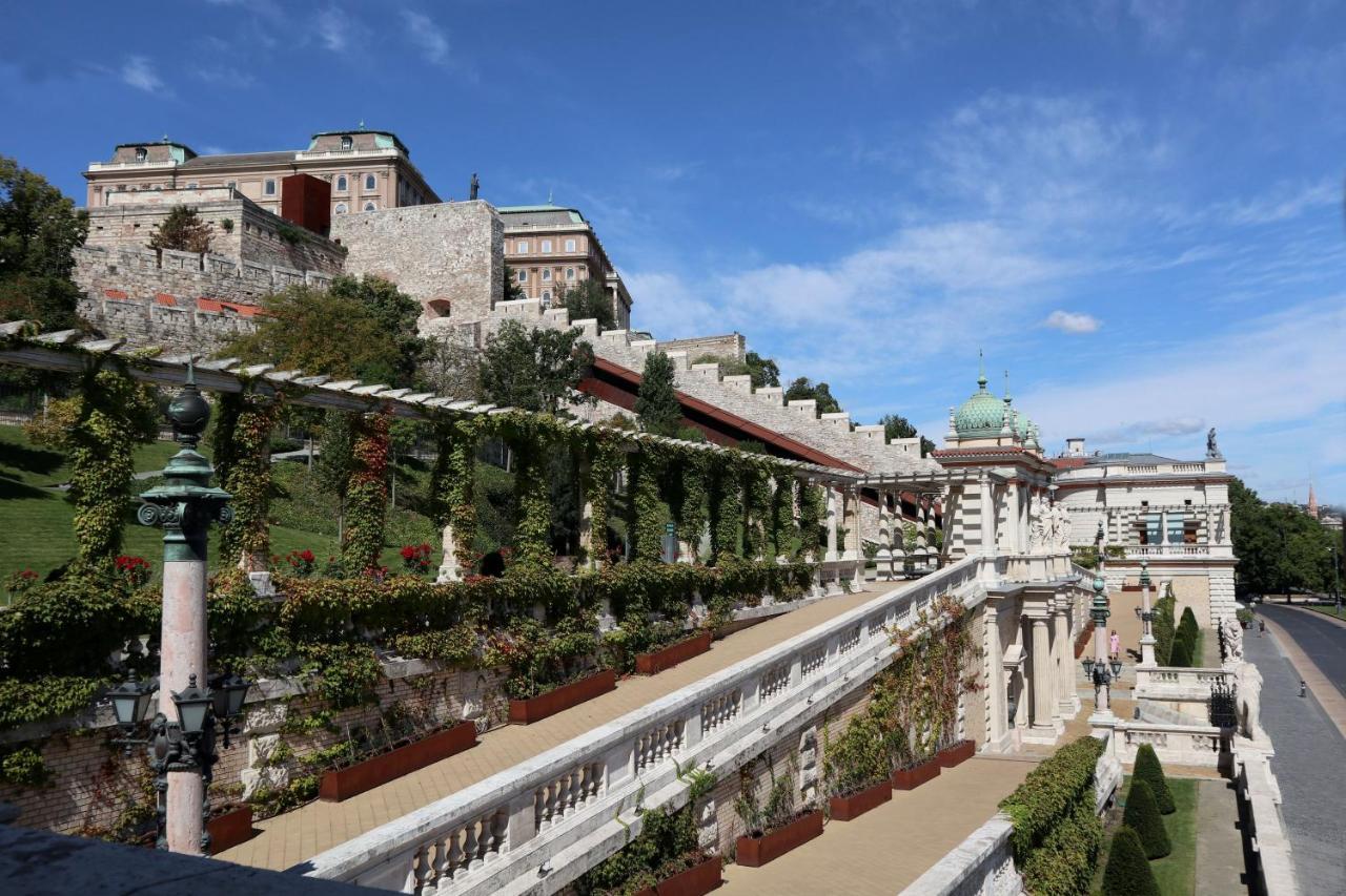 Marvelosa Apartment - Central By The Chain Bridge Budapest Exteriör bild